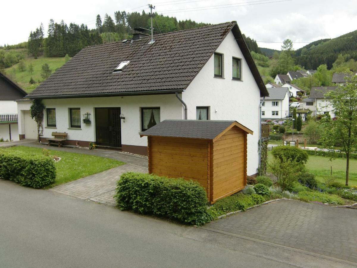 Ferienwohnung Lenne Schmallenberg Esterno foto